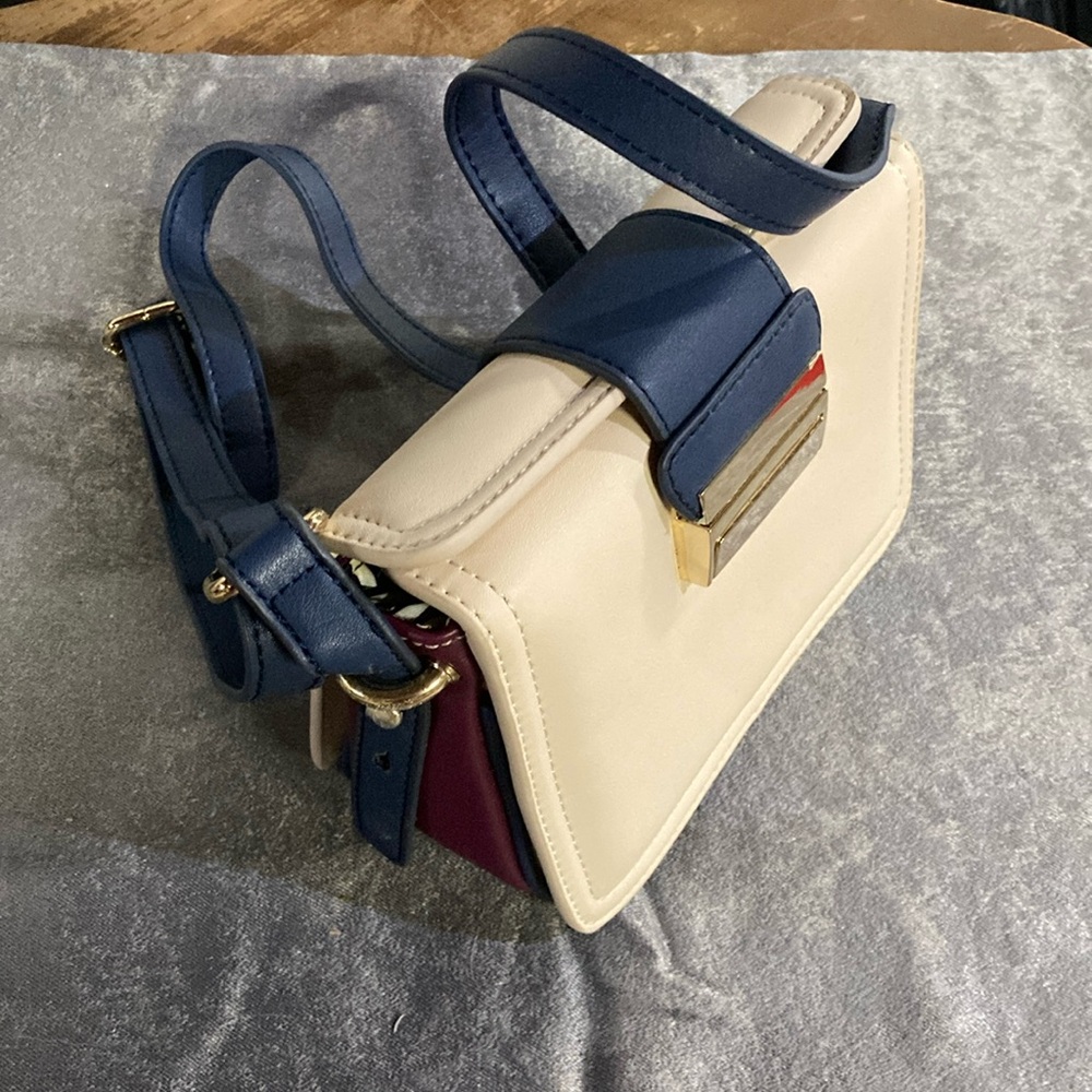 Charming Charlie Cream and Blue Crossbody Bag